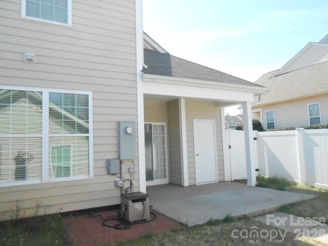 Building Photo - 115 Leyton Loop