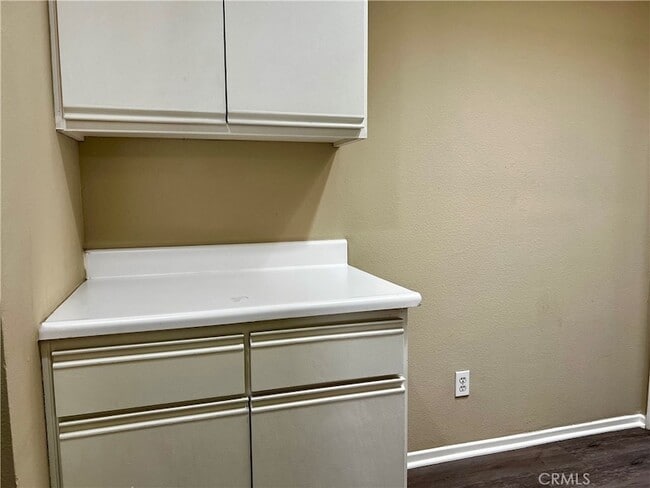 Building Photo - 375 E Phillips Blvd