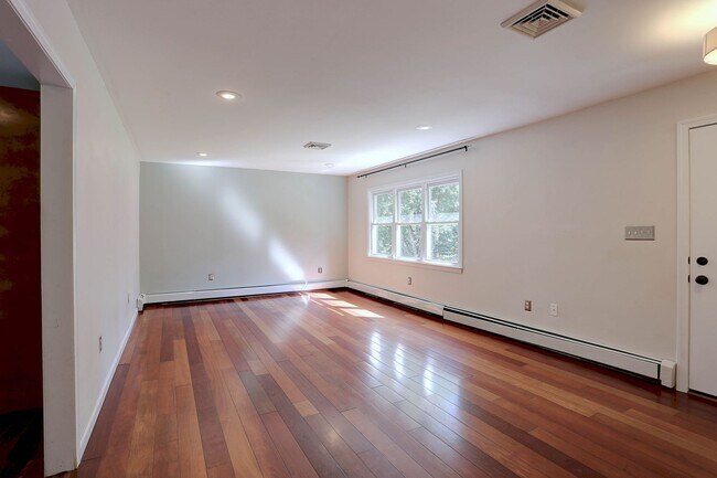 Building Photo - 4 Bedroom 2 Bath Hanover Home w- 2-Car Garage on a Stunning Lot