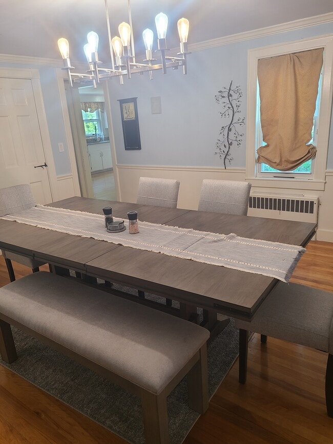 Building Photo - 6 Cherry Hill Dr