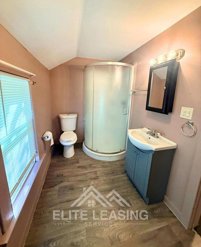 Building Photo - 4 Bedroom | 2 Bathroom Home – Spacious and Inviting!