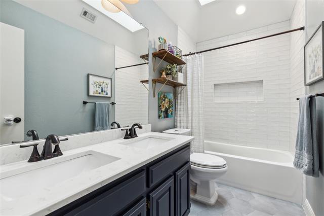 Building Photo - 4501 Hartford Dr