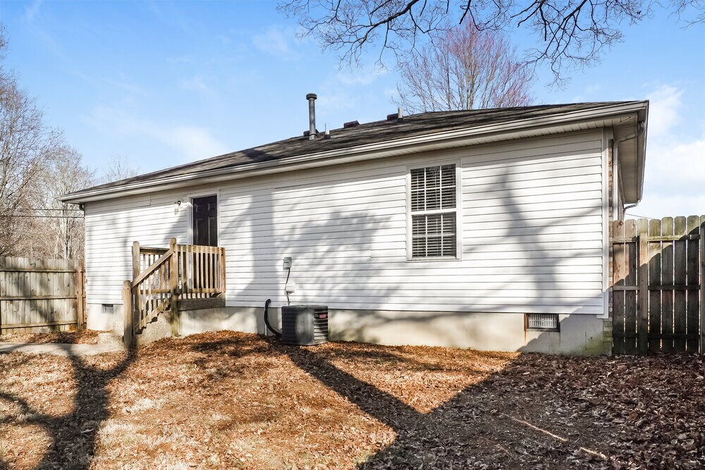 Building Photo - 5510 Littleridge Dr