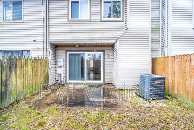 Building Photo - 3474 Smokey Chamber Dr