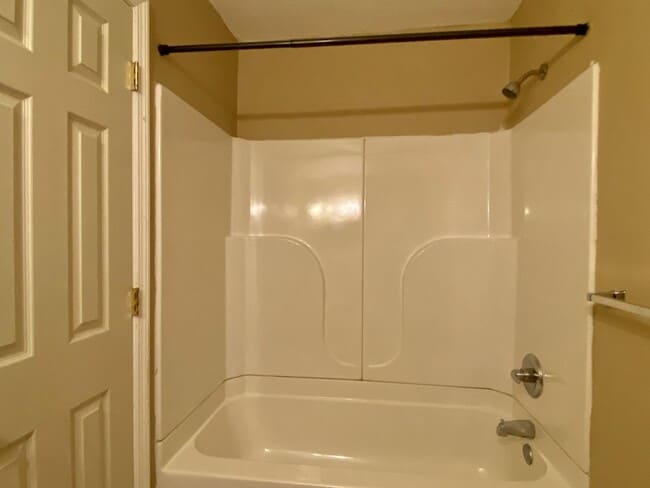 Building Photo - Walk to APSU!! 2 Bed/1.5 Bath! No carpet on main level!