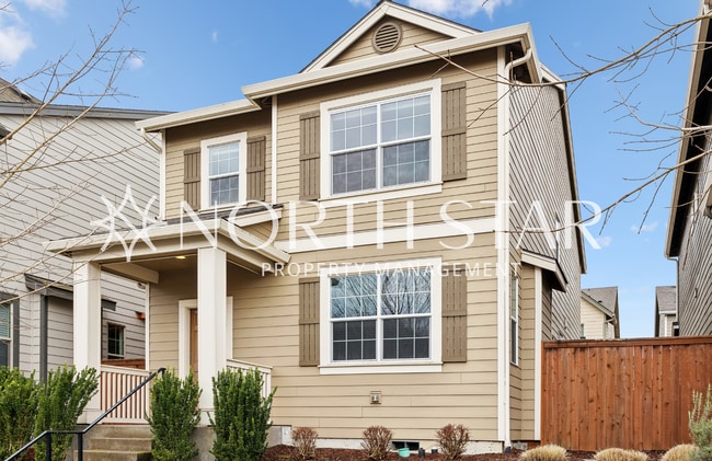 Building Photo - Vaulted Ceilings, Modern Finishes & Easy Living