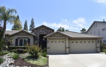 Building Photo - 2312 Petruchio Way