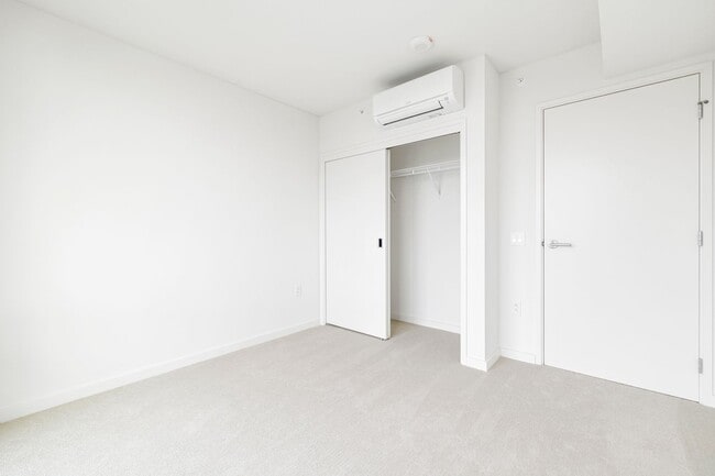 Building Photo - 2350 Sky Ala Moana West #2304