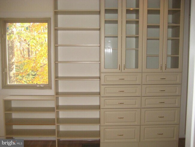 Building Photo - 8022 Cypress Grove Ln