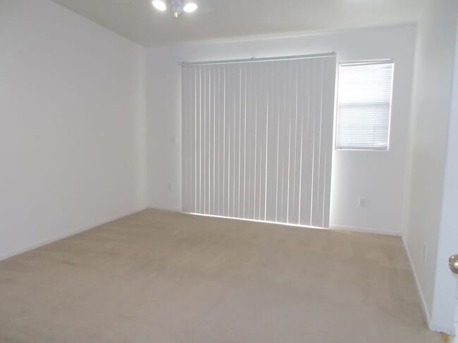 Building Photo - 1825 Cutlass Dr