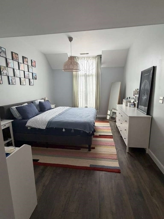 Building Photo - 212 Carriage Ln