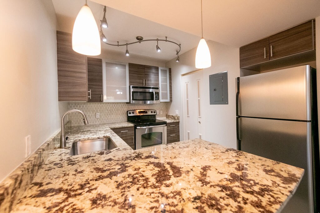 Building Photo - 64 Isle of Venice Dr