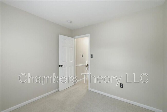Building Photo - 6591 Zoysia Ct