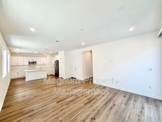 Building Photo - 31404 Lolite Dr