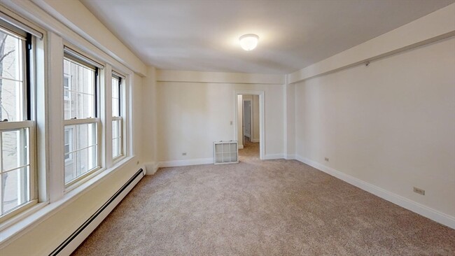 Building Photo - 1401 Beacon St