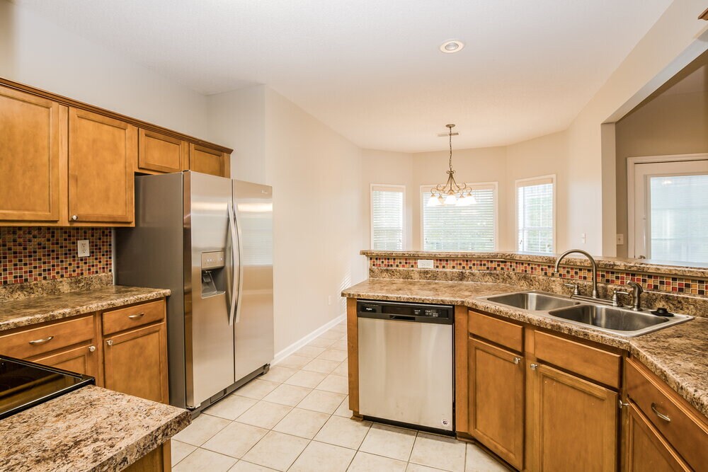 Building Photo - 9555 Morning Shadow Dr