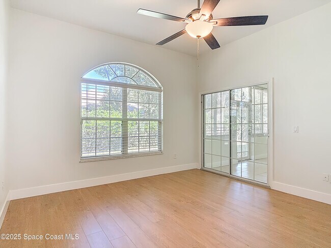 Building Photo - 1184 Athlone Way