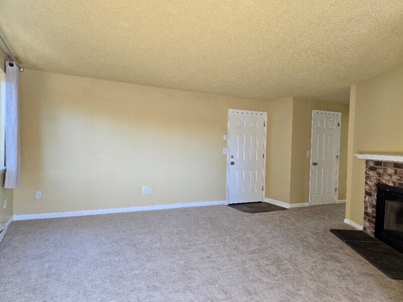 Building Photo - 4031 S Warner St