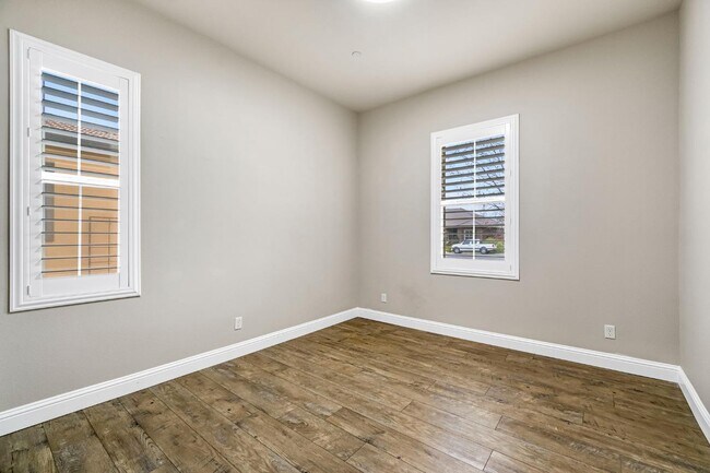 Building Photo - 4199 N Quail Crossing