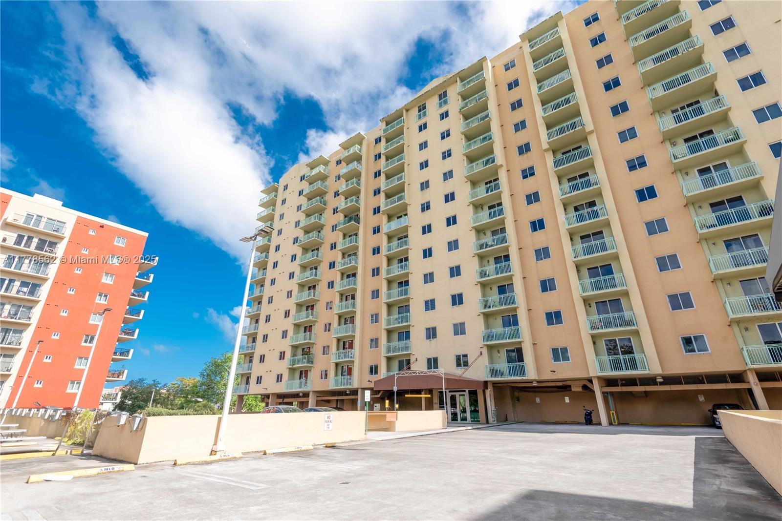 Building Photo - 3500 Coral Way