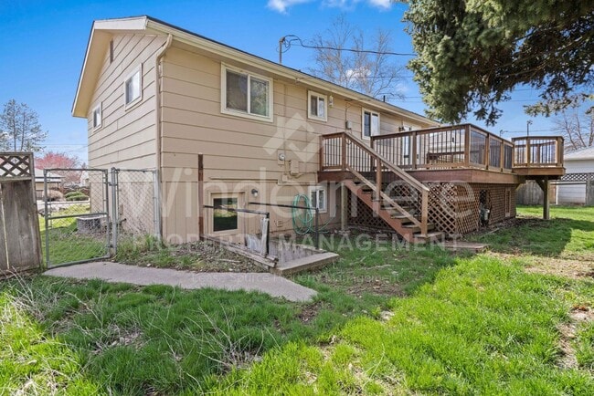 Building Photo - Charming 4-Bedroom Home – Where Comfort Meets Style