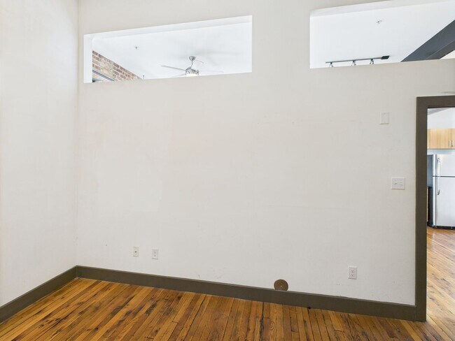 Building Photo - 1322 W Broad St
