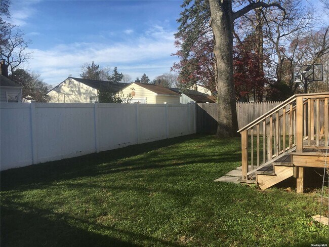 Building Photo - 1033 Park Ave