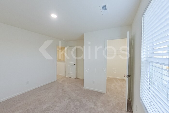 Building Photo - 7016 Peppermill Way