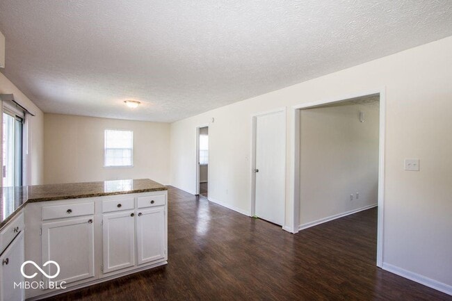 Building Photo - 3281 Cherry Lake Ln
