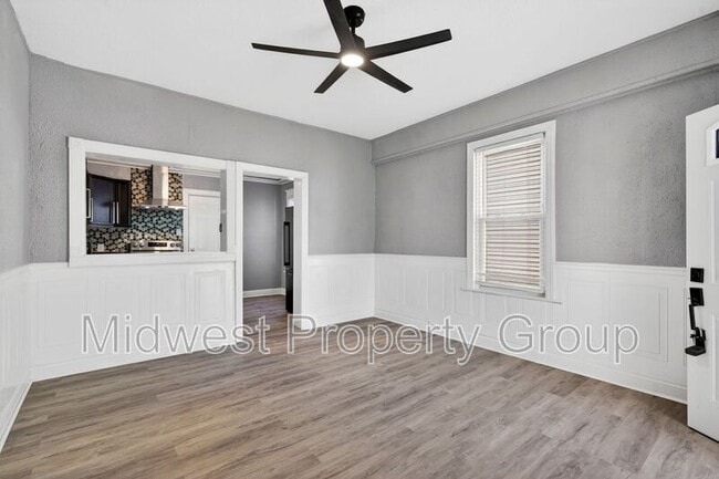 Building Photo - 6619 Etzel Ave