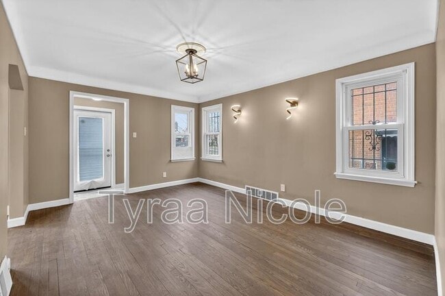 Building Photo - 19750 Mark Twain St