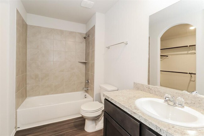 Building Photo - 2237 Onyx Ln