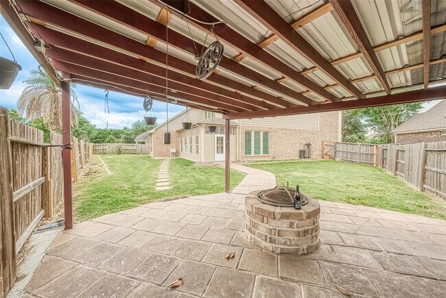 Building Photo - 17603 Yorkhill Ct