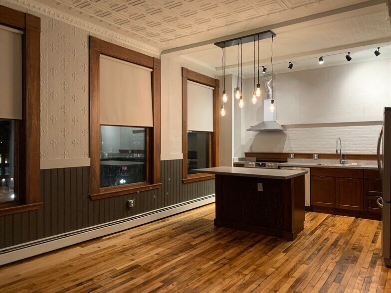 Building Photo - 223 Lisbon St