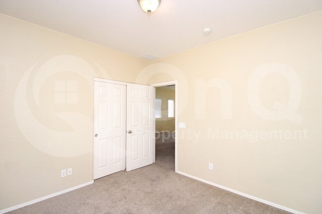 Building Photo - 3074 S Southwind Dr