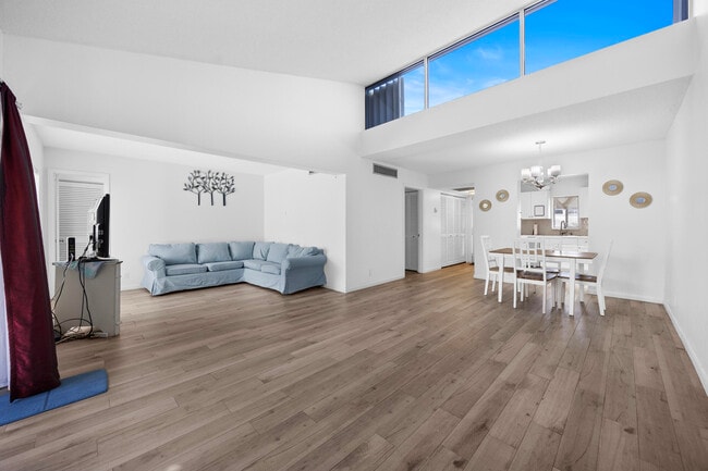 Building Photo - 2671 Boundbrook Blvd