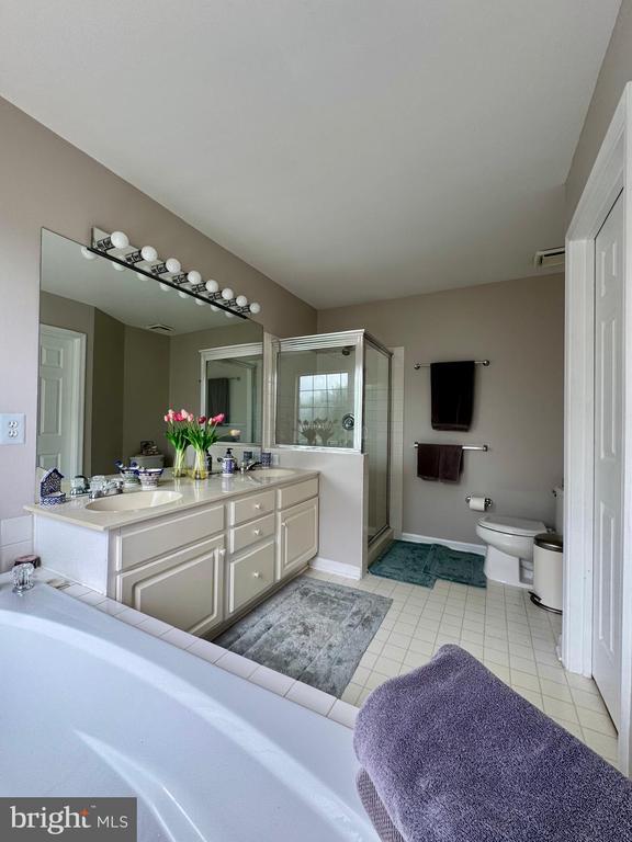 Building Photo - 11815 Limoux Pl