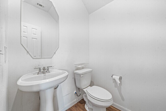Building Photo - 7306 Heath Knl Ln