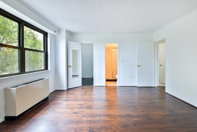 Building Photo - 6 Whittier Pl