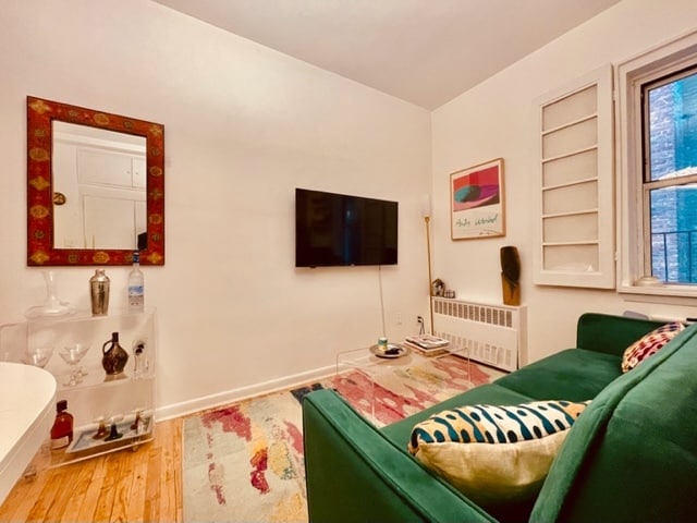 Building Photo - 2790 Broadway-