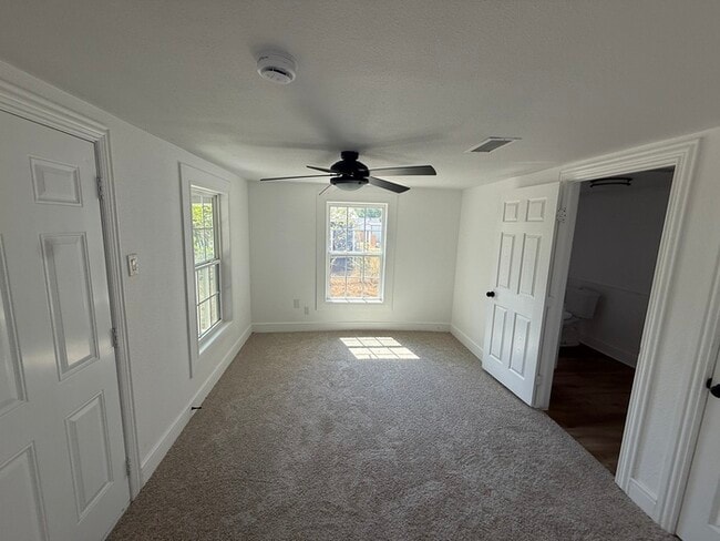 Building Photo - 1301 S Scullin Ave