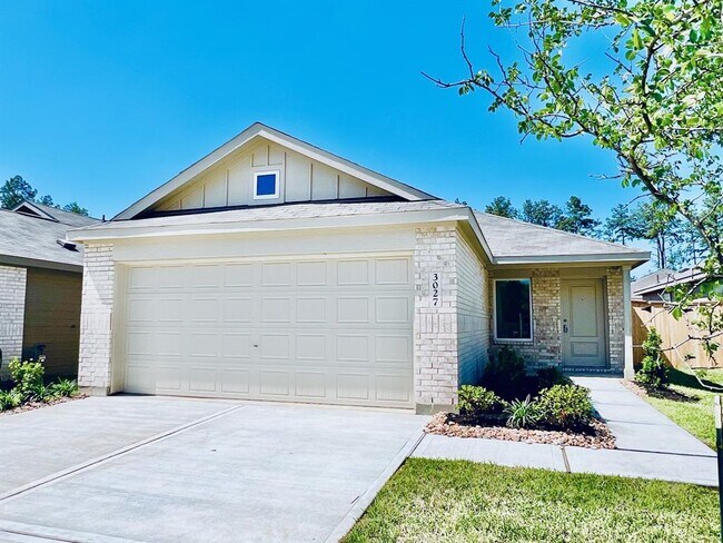 Primary Photo - 3027 Mallorca Dr