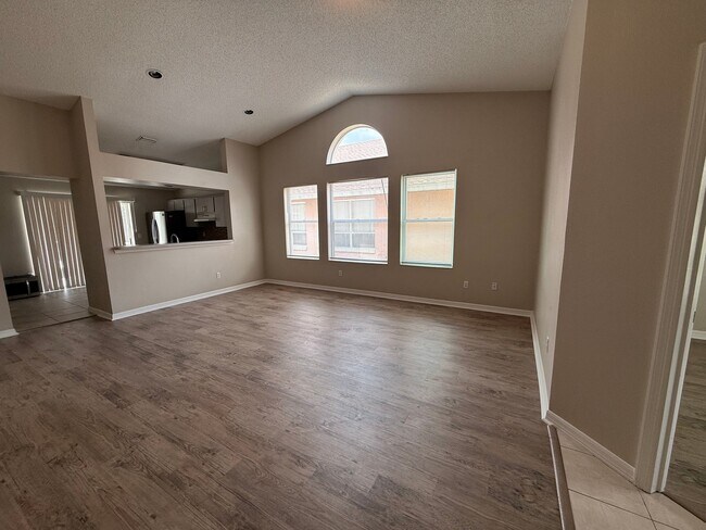 Building Photo - 8821 Parliament Ct