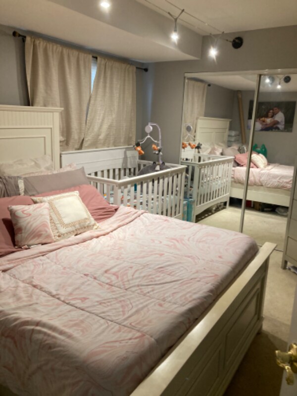 Building Photo - 257 Grantwood Ave