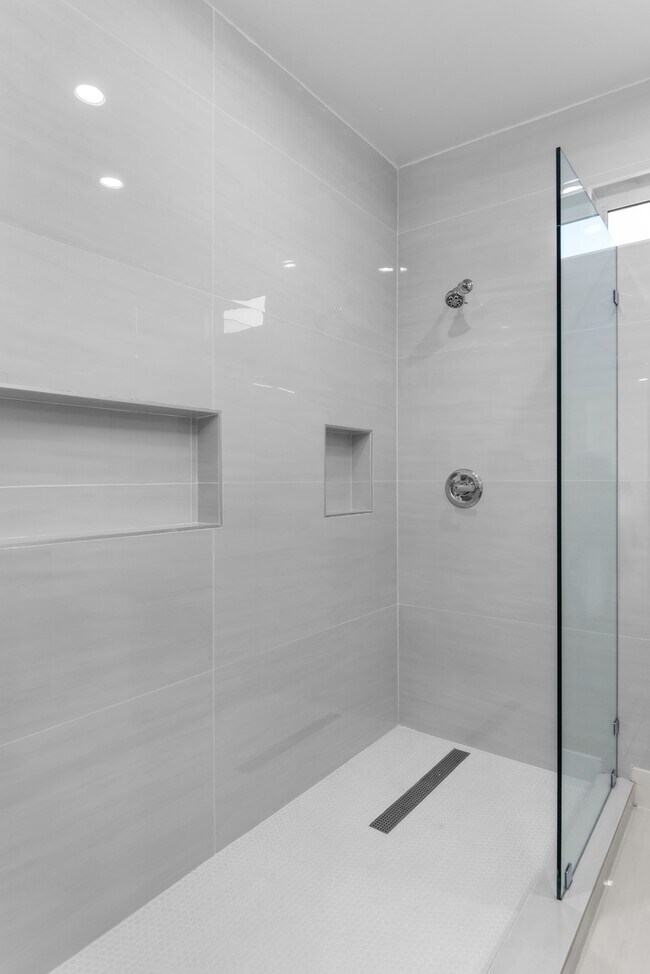 Building Photo - 2314 Barbee St