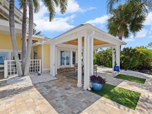 Building Photo - 1828 Venetian Point Dr