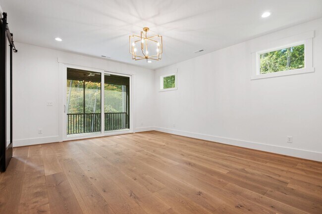 Building Photo - Modern 5-bedroom, 5-bathroom home in Durham