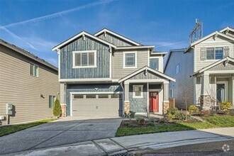 Building Photo - Stunning design and spacious floor plan ne...