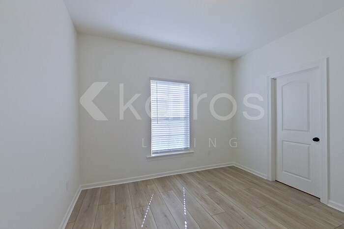 Building Photo - 107 Hendrix Rd