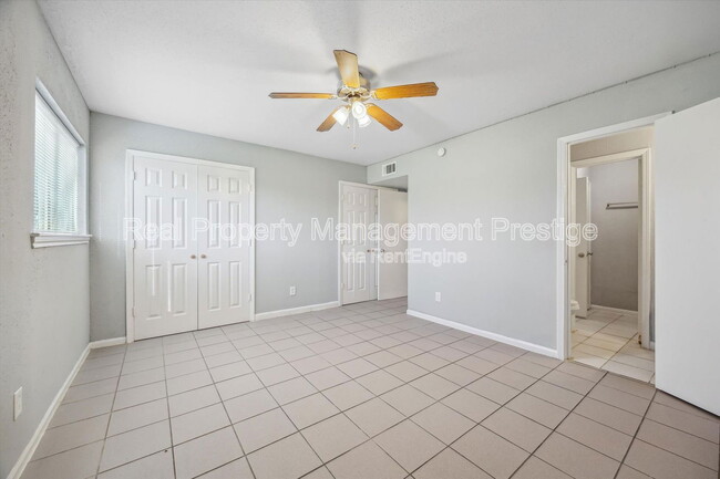 Building Photo - 3115 Falk Ct